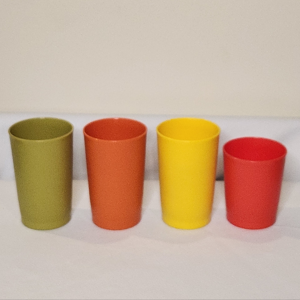 Four Vtg Tupperware Tumblers in Harvest Colors #1320 8 Ounce and 6 Ounce #1251